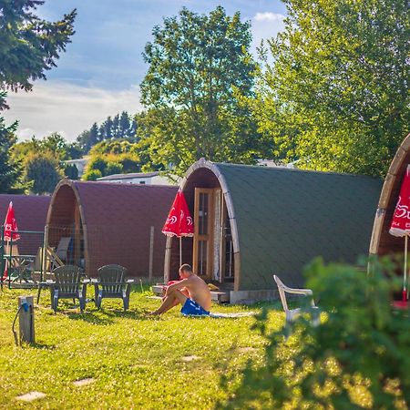 Camping Le Pommier Rustique Hotel Yvoir Екстериор снимка